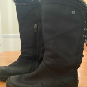The North Face Primaloft snow boots, size 8.5
